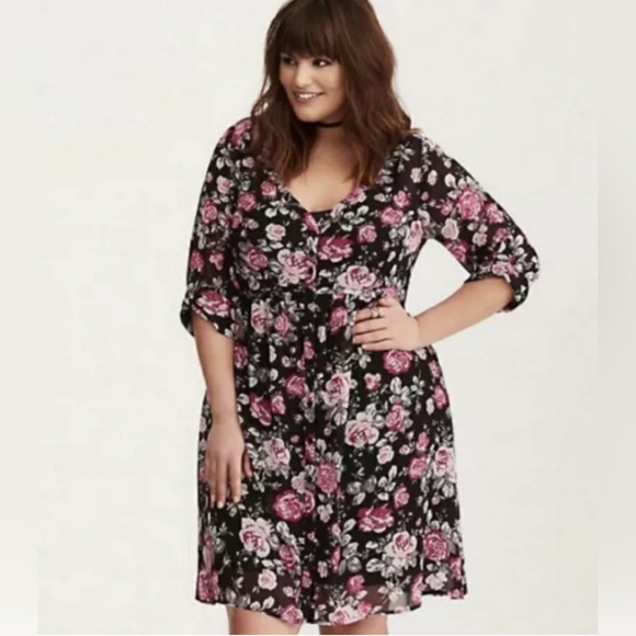 torrid Dresses & Skirts - Torrid Floral Chiffon Shirt Dress Size 2X Plus Size